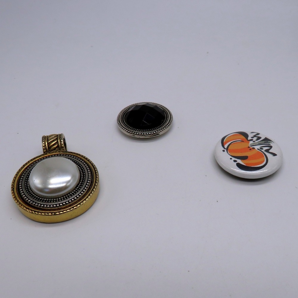 Magnabilities Magnetic Interchangeable Pendant Set Pearl Black Stone Floral